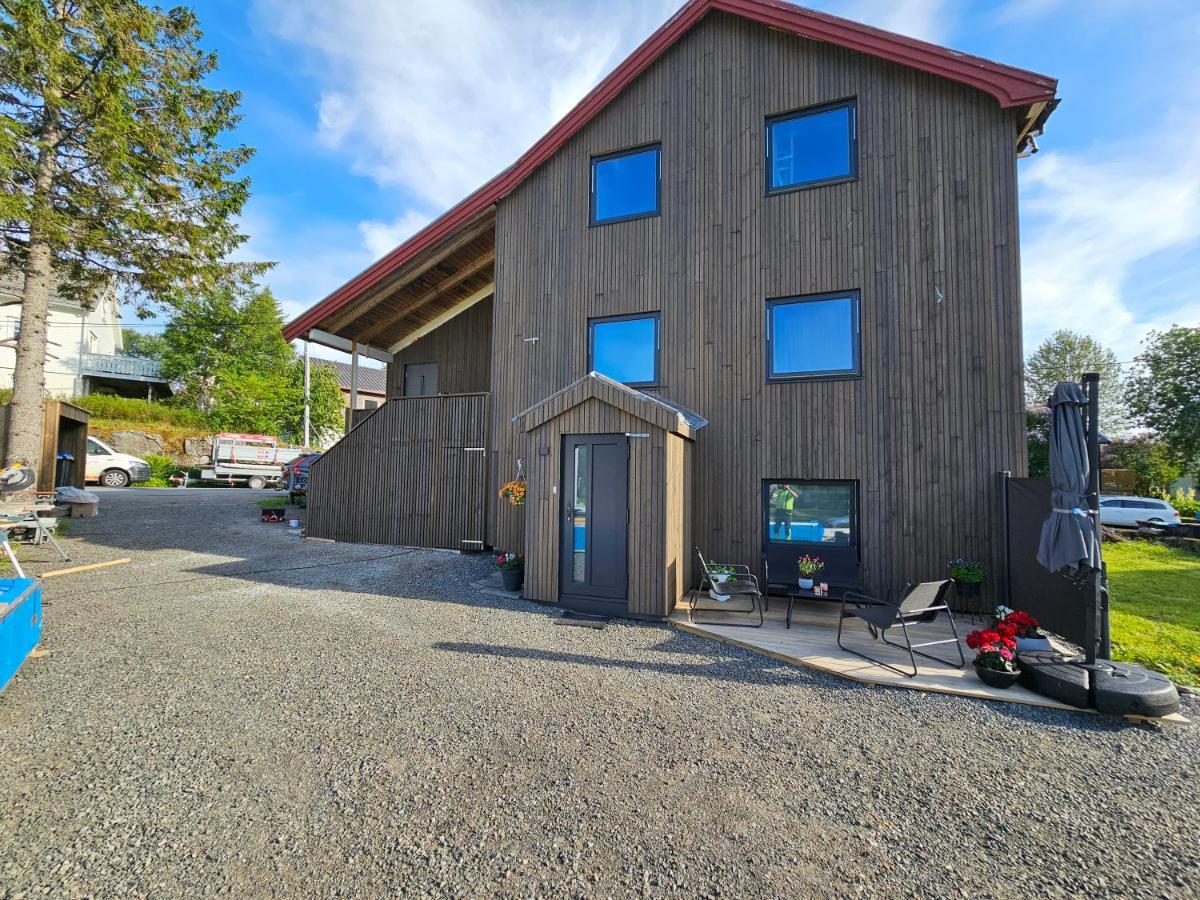 Innholdsrik Og Koselig Leilighet I Svolvaer Lofoten Luaran gambar
